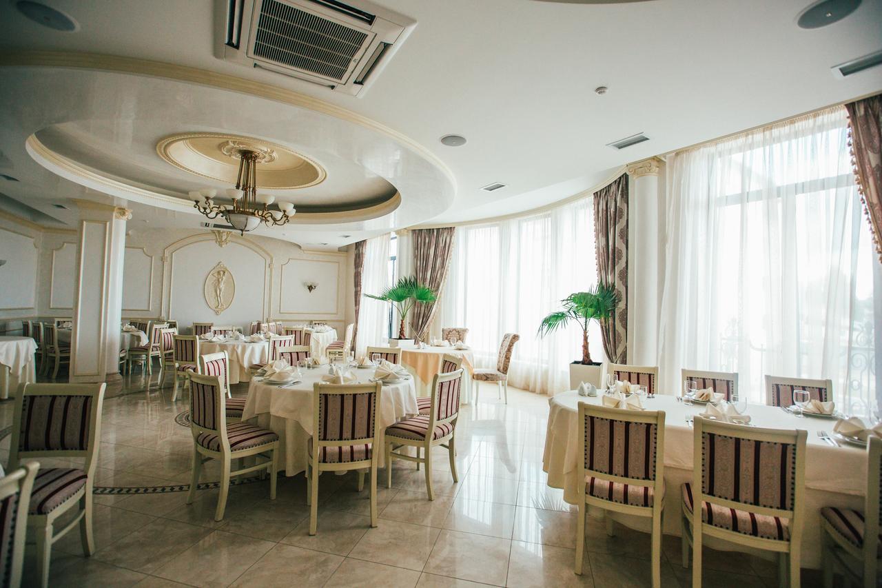 Prince Khust Exterior foto